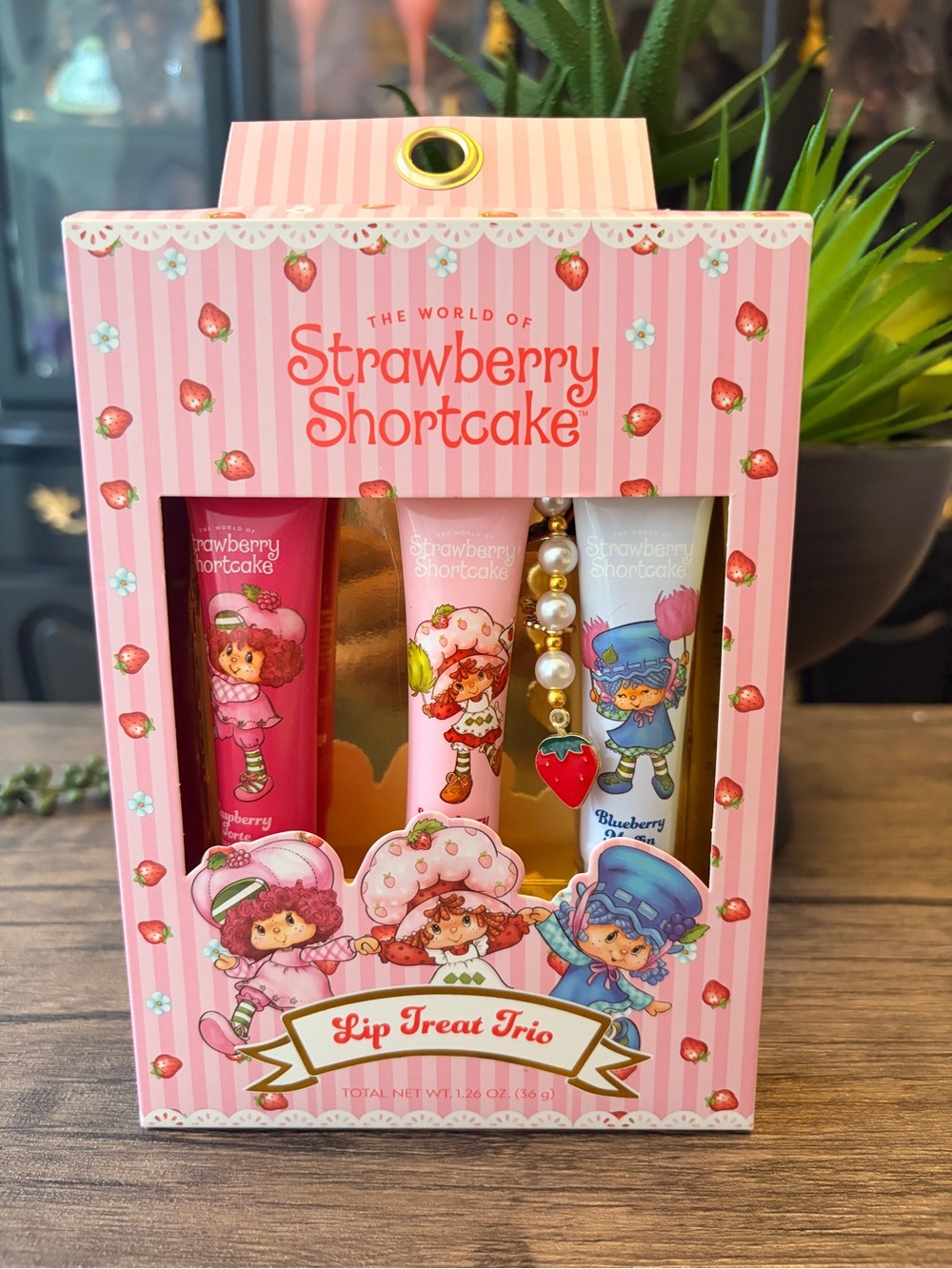 Set Of 3 Strawberry Shortcake
Lip Treat Trio Lip Gloss - Picture 2 of 7